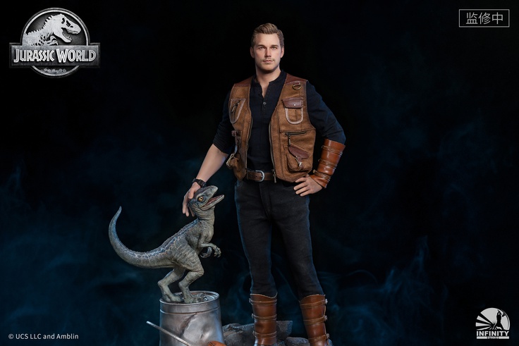 Owen and Baby Blue Statue - 1:4 Scale
