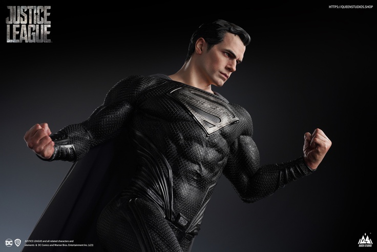 SUPERMAN (HENRY CAVIL) - BLACK SUIT - PREMIUM EDITION
