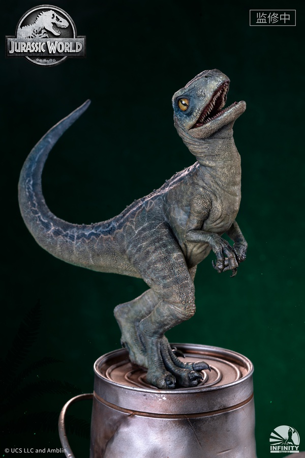 Owen and Baby Blue Statue - 1:4 Scale