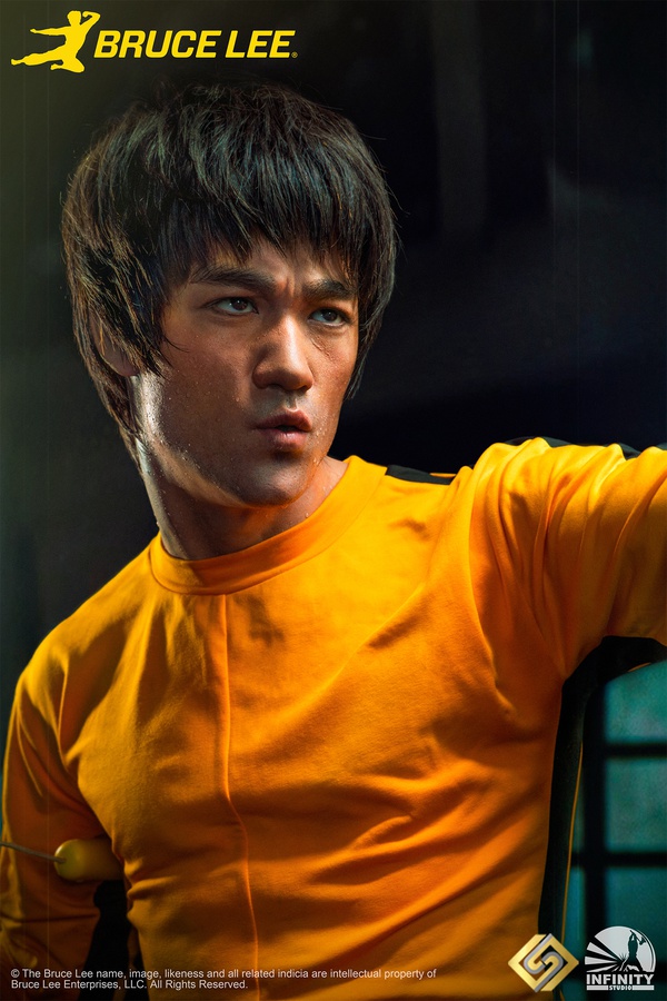 Bruce Lee - Life Size Bust