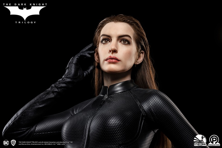 Selina Kyle : Catwoman (ANNE HATHAWAY) Life-Size Bust