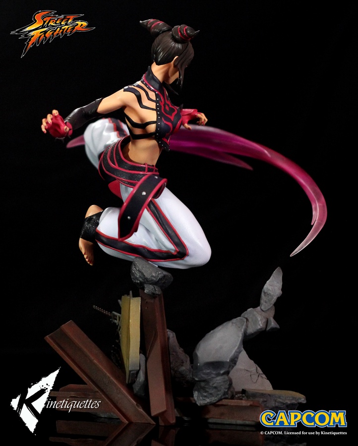 Femmes Fatales – Juri Han