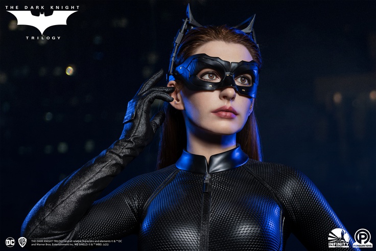 Selina Kyle : Catwoman (ANNE HATHAWAY) Life-Size Bust
