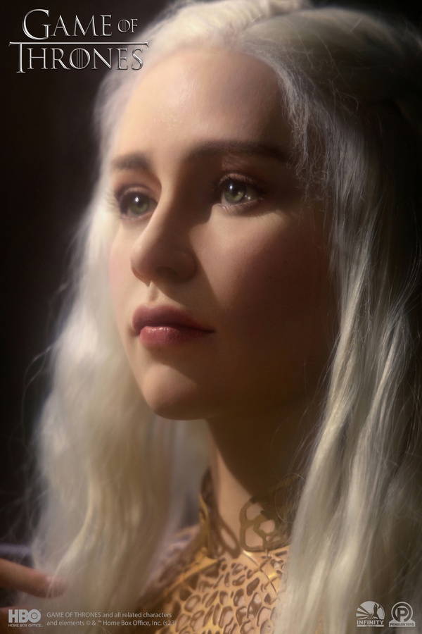 Mother of Dragons - Daenerys Targaryen  (Emilia Clarke) - Life Size Bust