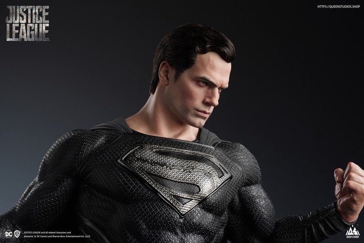SUPERMAN (HENRY CAVIL) - BLACK SUIT - PREMIUM EDITION