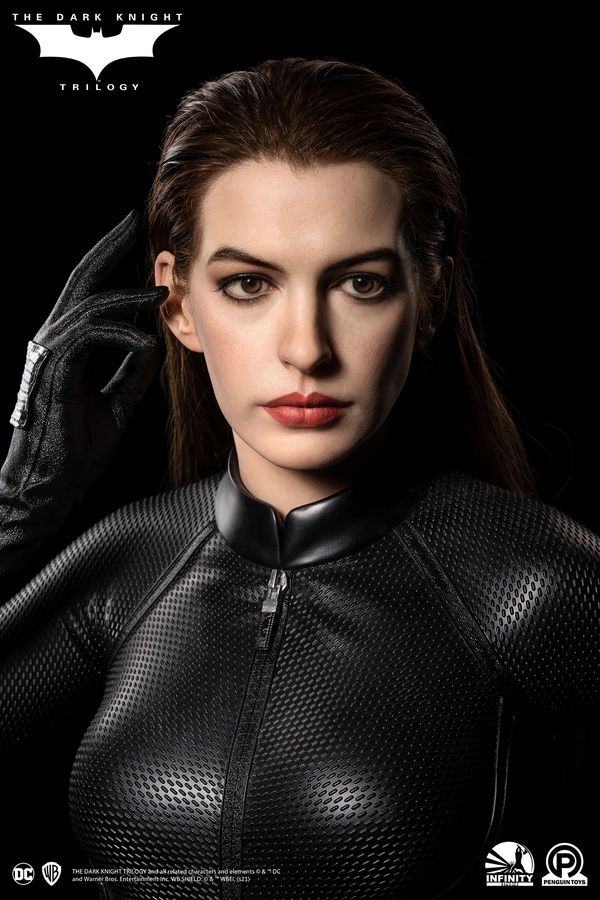 Selina Kyle : Catwoman (ANNE HATHAWAY) Life-Size Bust