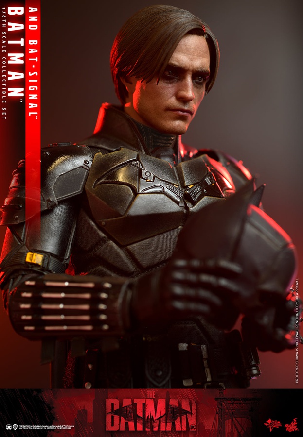 The Batman and Bat-Signal Set - 1:6 Scale