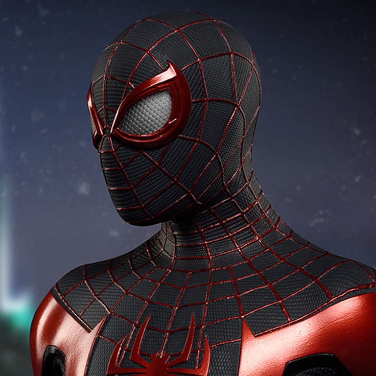 Spider-Man: Miles Morales - 1:3 Scale